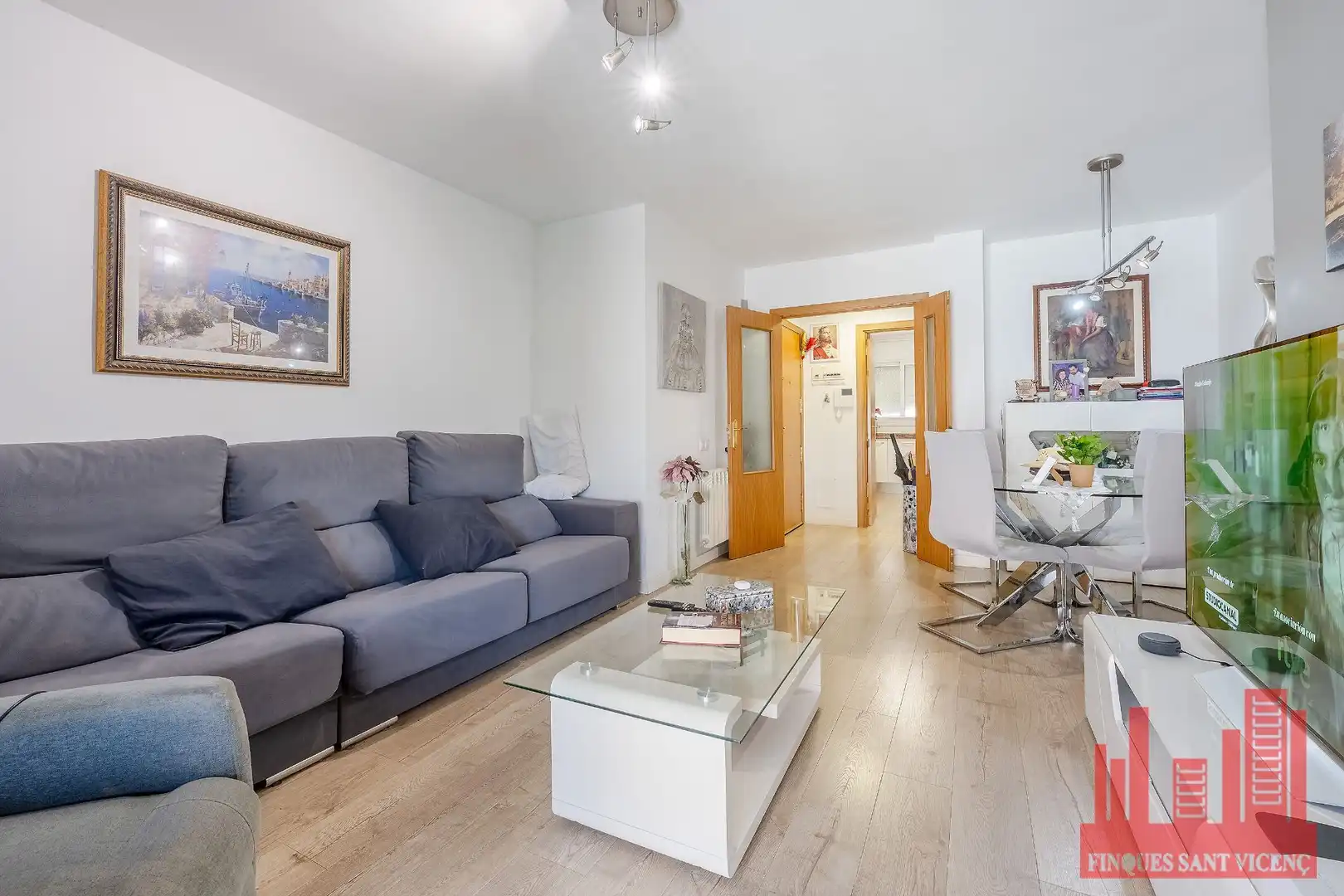 Sala d'estar de Pis en venda en Sant Vicenç Dels Horts amb Aire condicionat, Calefacció i Terrassa