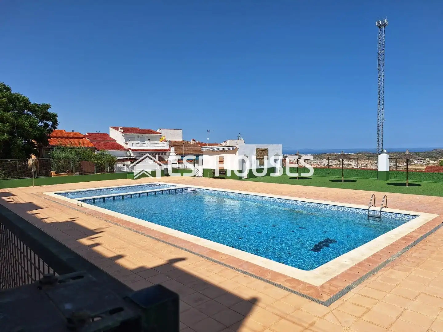 Piscina de Apartament en venda en Rojales amb Aire condicionat, Terrassa i Moblat