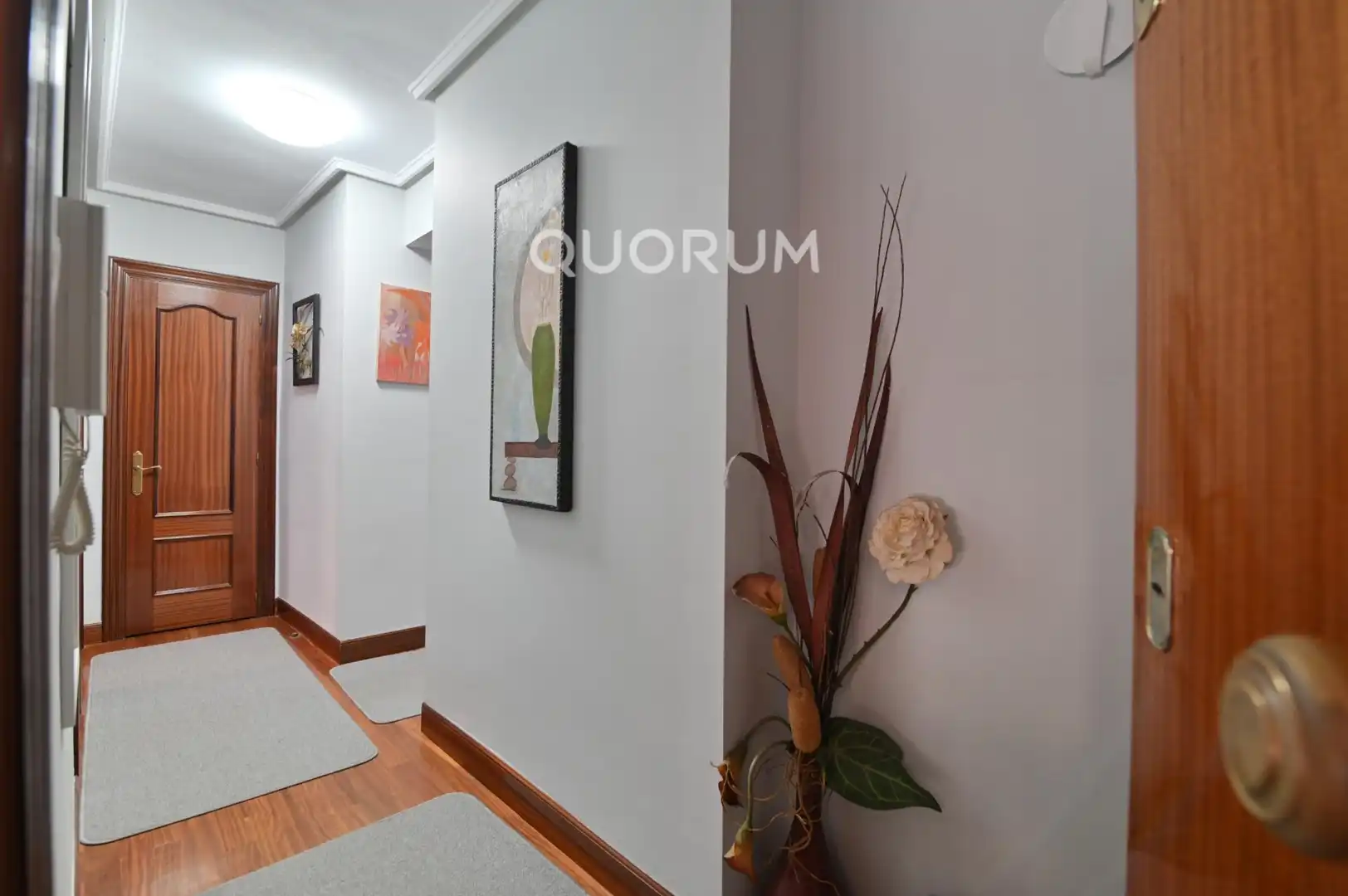 Piso en venta en Ibaiondo