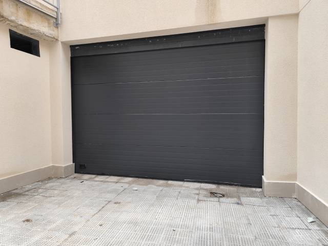 Garaje en Alquiler en Calle Trigo, 8 en Ezequiel González - Conde de Sepúlveda