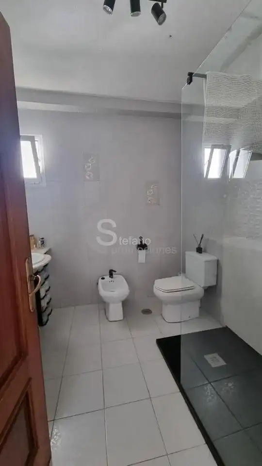 Baño de Piso en venta en Málaga con Aire acondicionado y Terraza