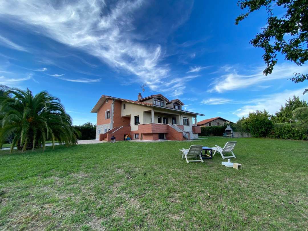 House or chalet for sale in Isuskitza Auzoa, 133