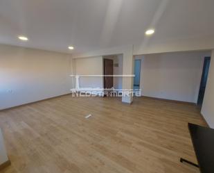 Flat for sale in Cee  with Storage room