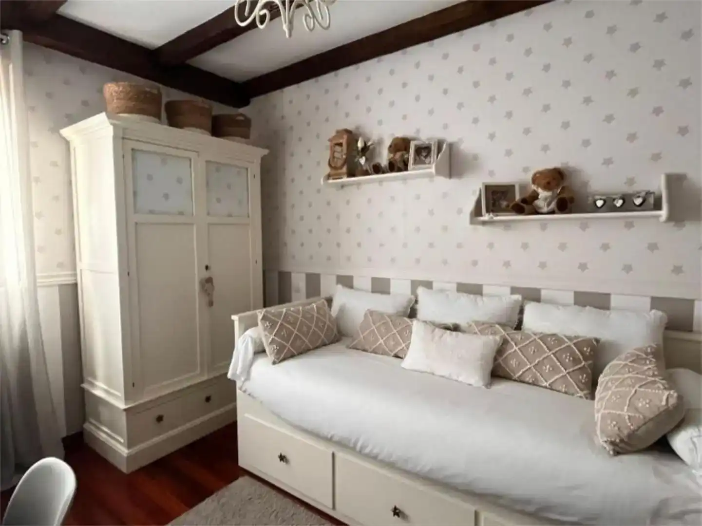 Dormitori de Casa o xalet en venda en Piélagos amb Jardí privat, Parquet i Traster