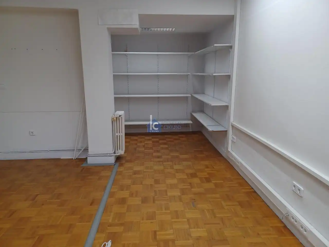 Piso de alquiler en Ourense Capital  con Calefacción