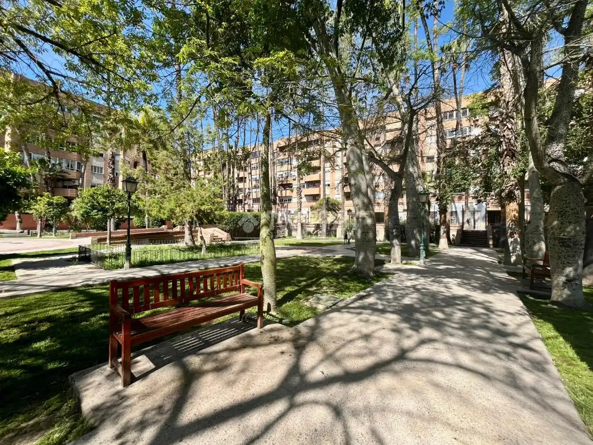 Vista exterior de Piso en venta en Murcia con Terraza