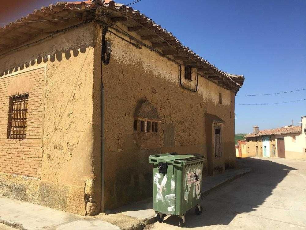 Exterior view of House or chalet for sale in Pinilla de Toro  with Storage room