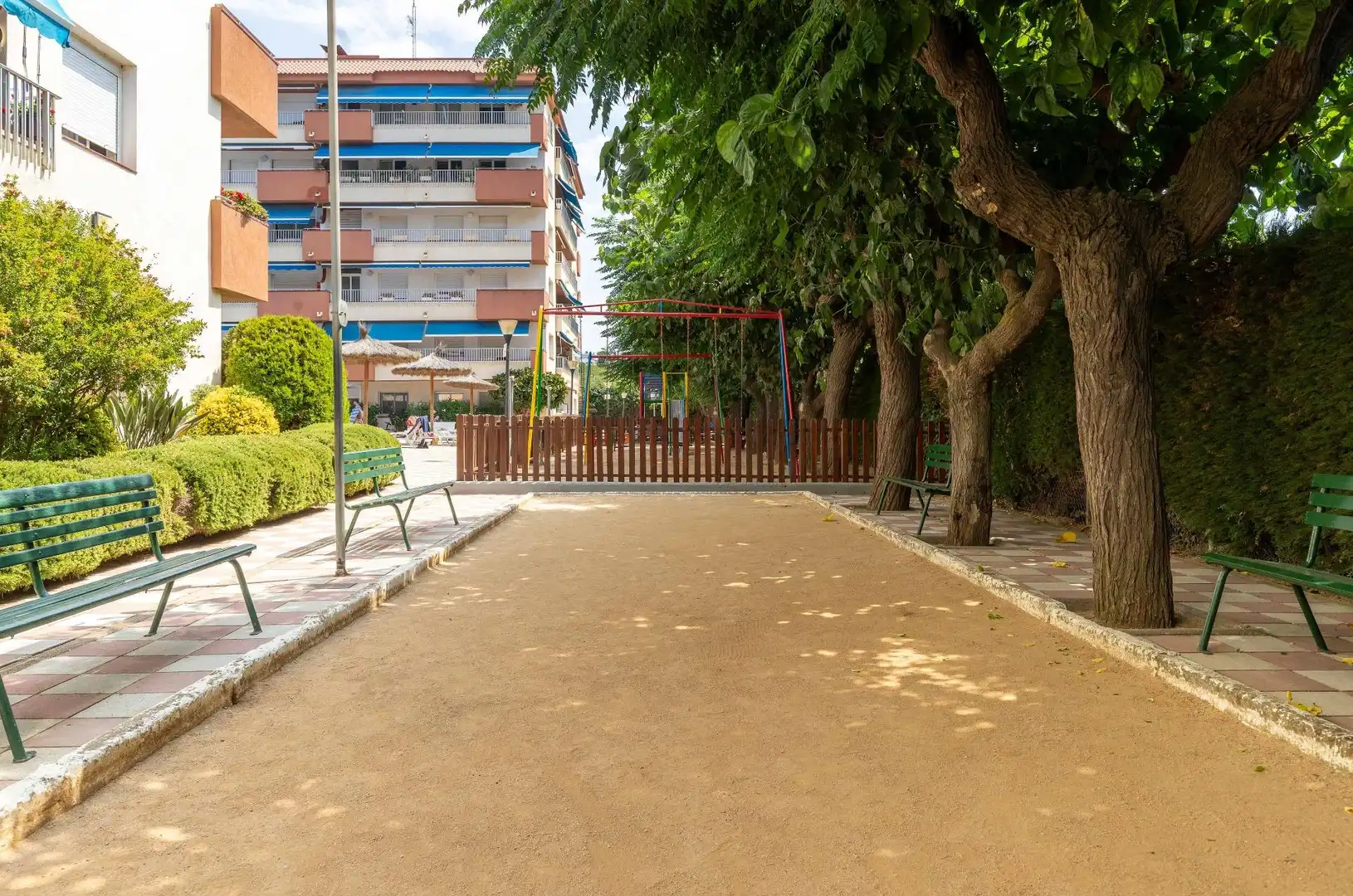 Vista exterior de Piso en venta en Arenys de Mar con Terraza, Trastero y Balcón