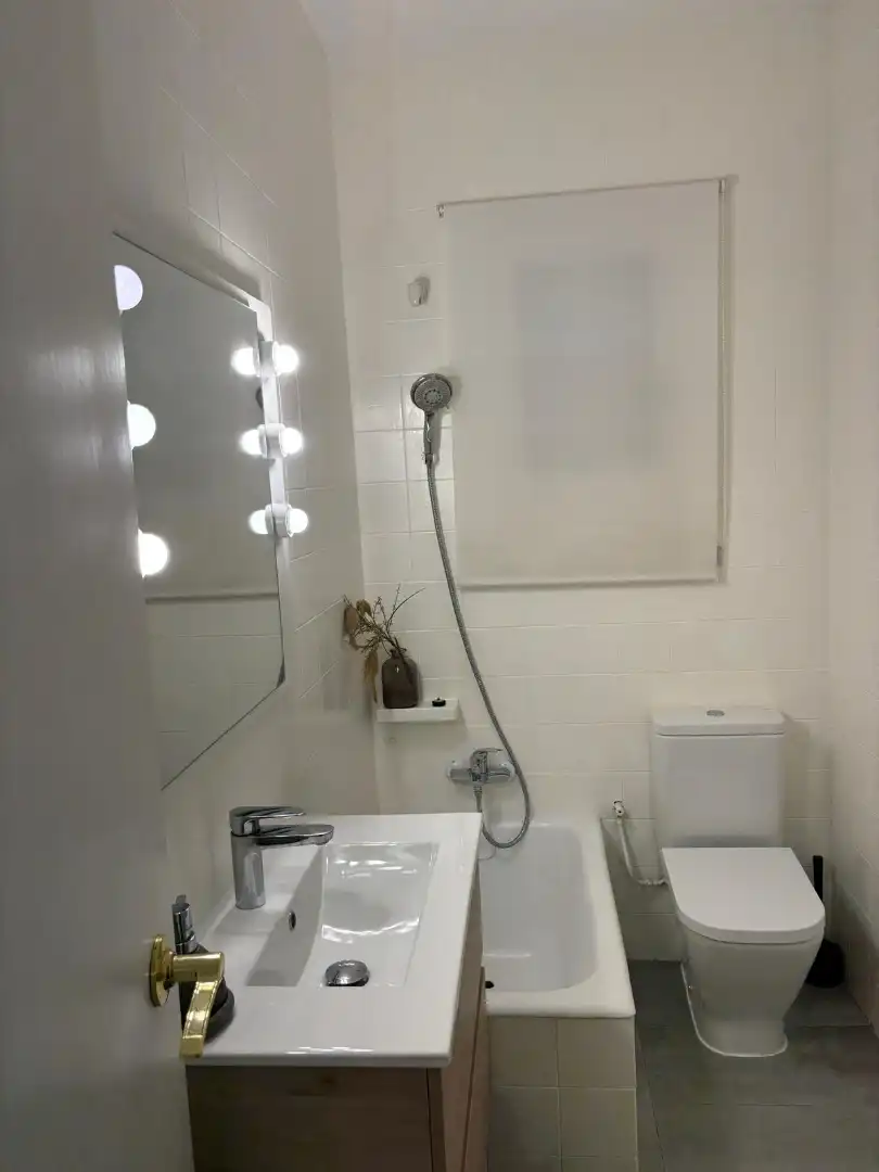 Appartamento con terrazza in affitto a Carrer del Mestre Antoni Nicolau, imagen 11