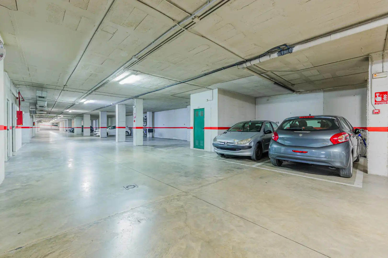 Parking of Apartments for sale in Málaga  with Air Conditioner, Terrace and Swimming Pool
