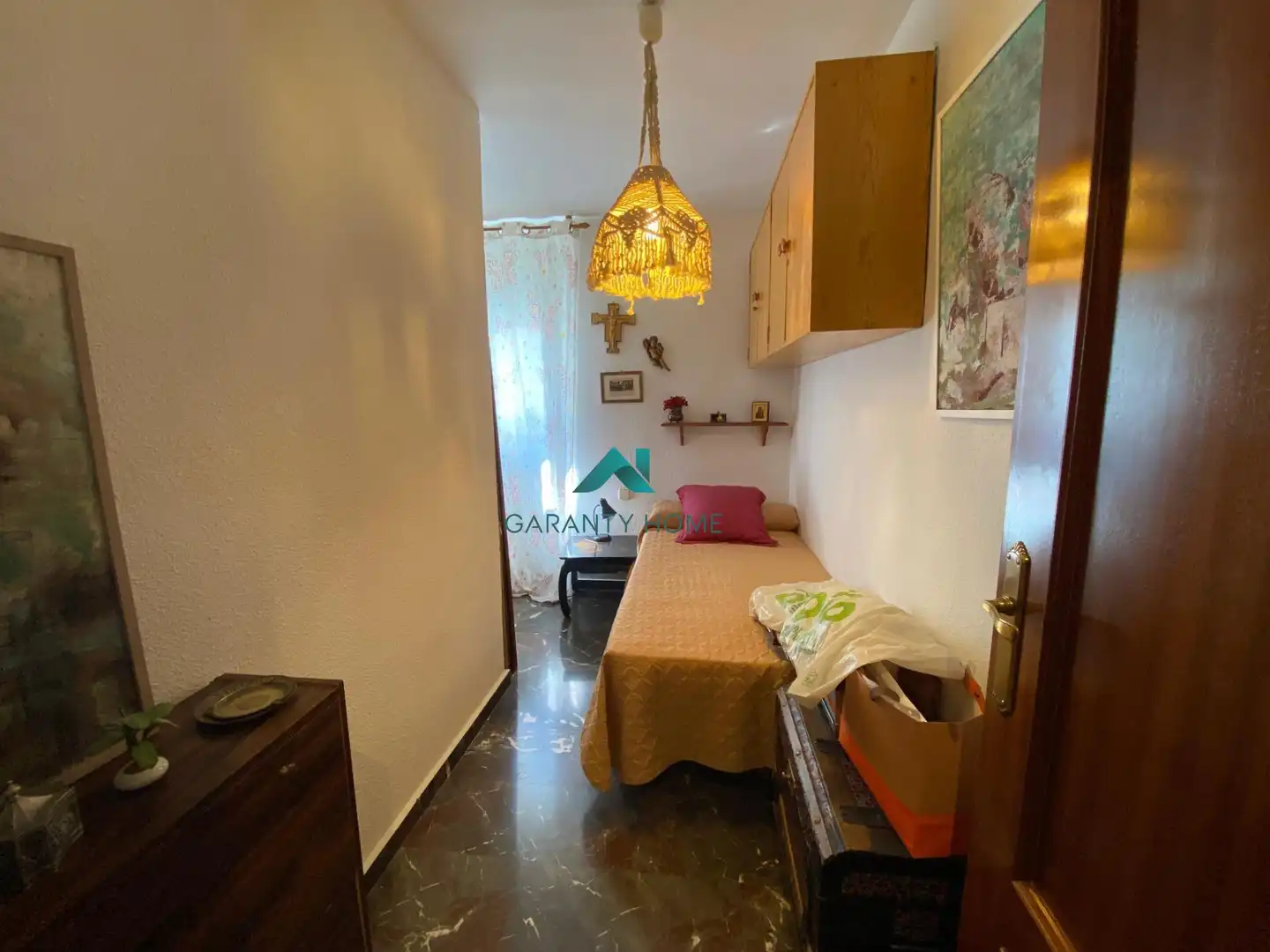 Schlafzimmer von Wohnung zum Verkauf in Jaén mit Klimaanlage, Heizung und Balkon
