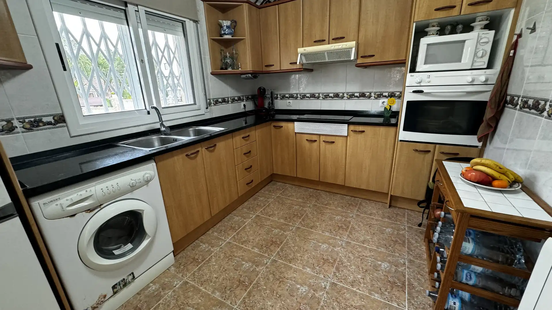 Cuina de Casa o xalet en venda en Creixell amb Aire condicionat, Calefacció i Jardí privat