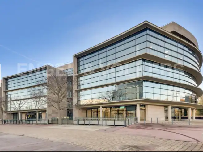 Office space with lift to rent in Bellaterra
