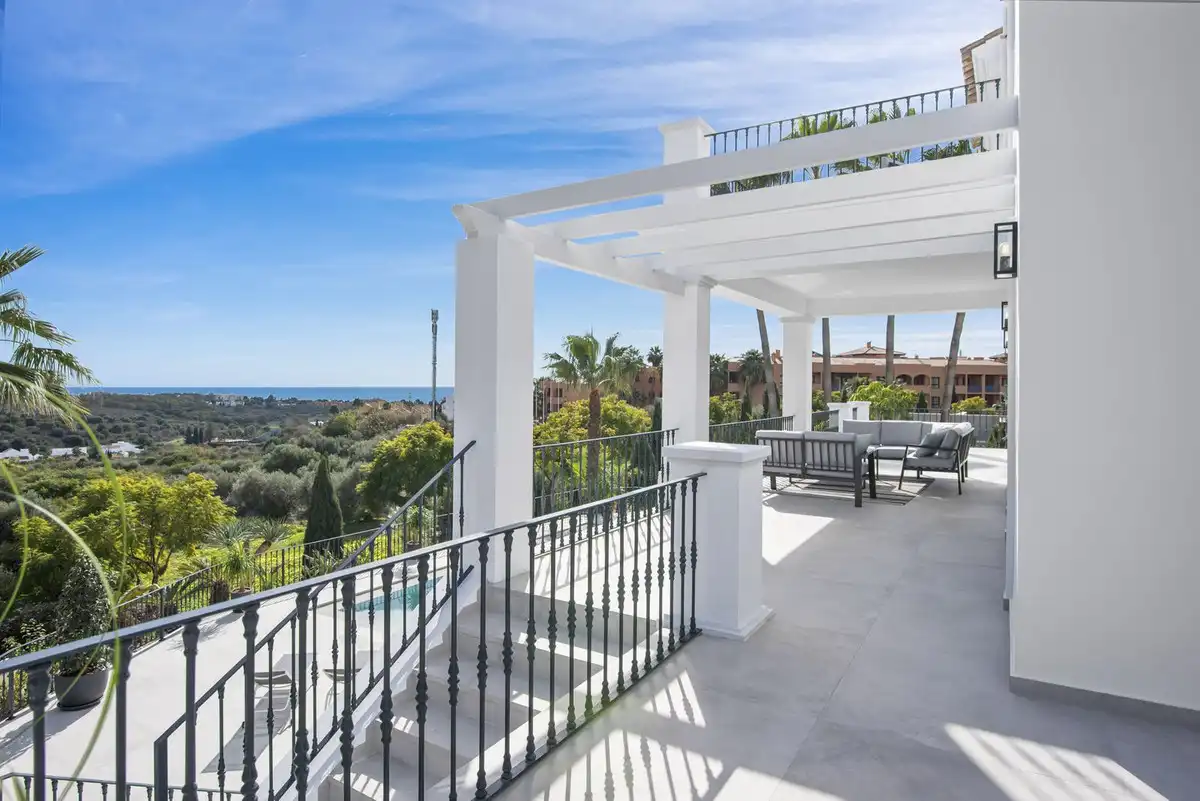 Villa mit Terrasse zum Verkauf in El Paraíso, imagen 9