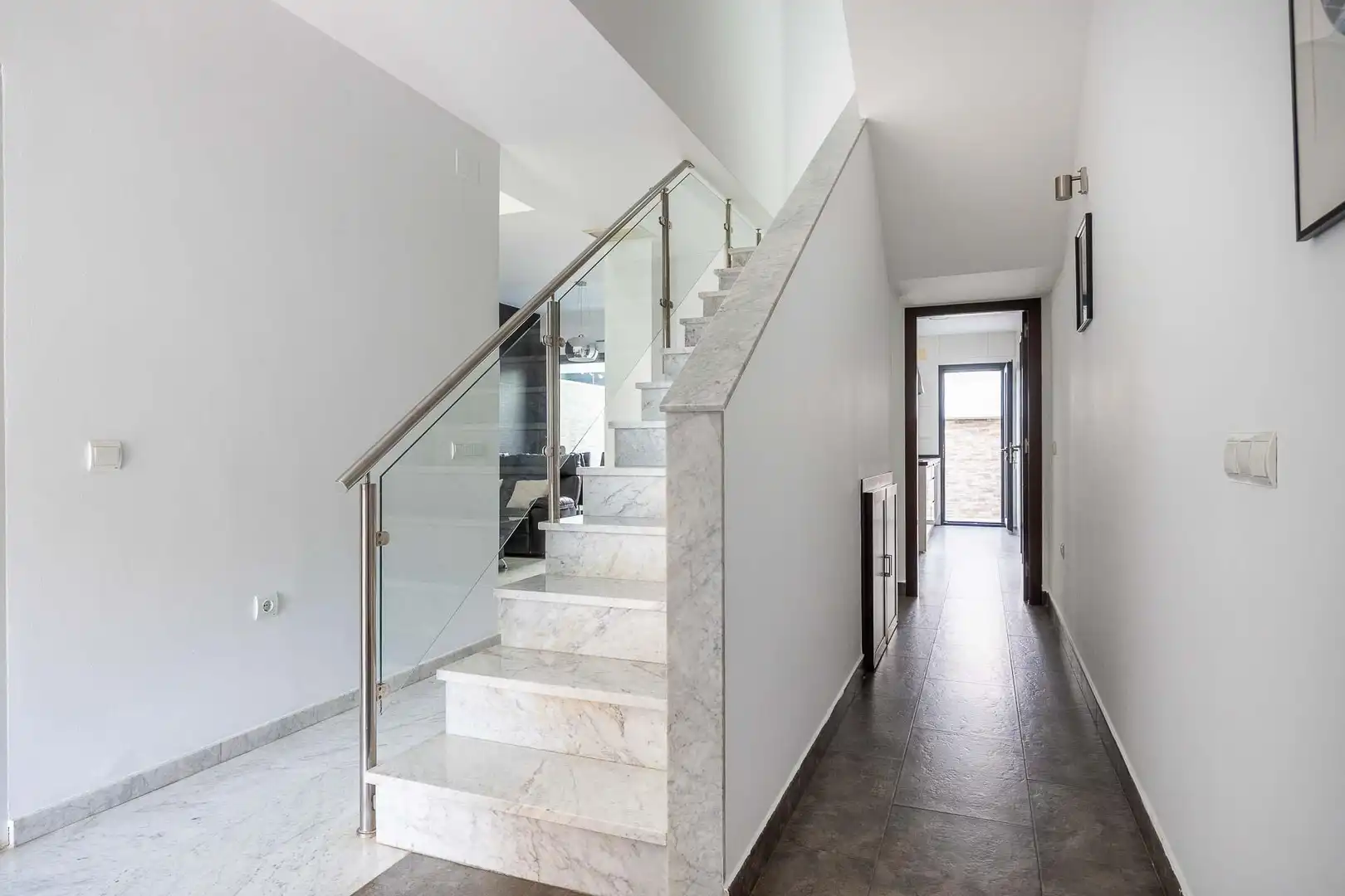 Detached homes for sale in Dos Hermanas  with Air Conditioner, Heating and Private garden