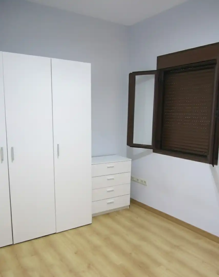 Dormitori de Pis en venda en Dos Hermanas