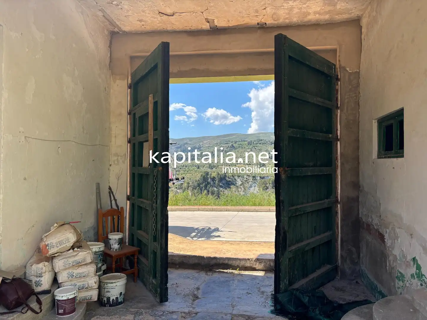 Finca rústica en venda en Quatretondeta amb Jardí privat