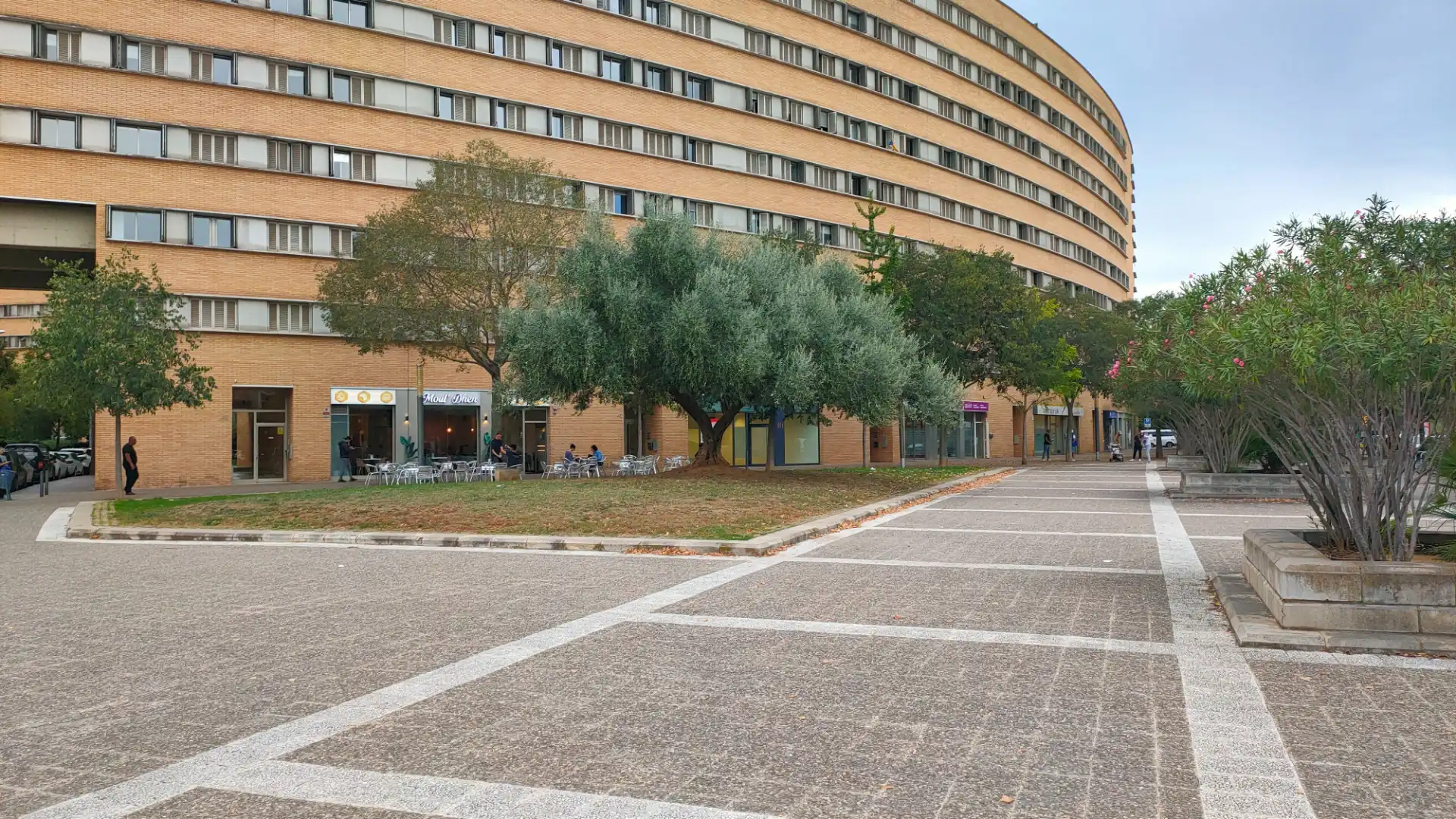 Vista exterior de Local de alquiler en Girona con Aire acondicionado y Alarma