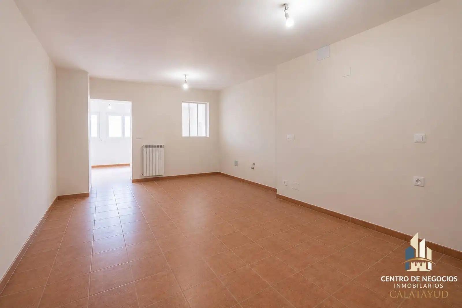 Casa adosada en venda en Calatayud amb Aire condicionat, Calefacció i Terrassa