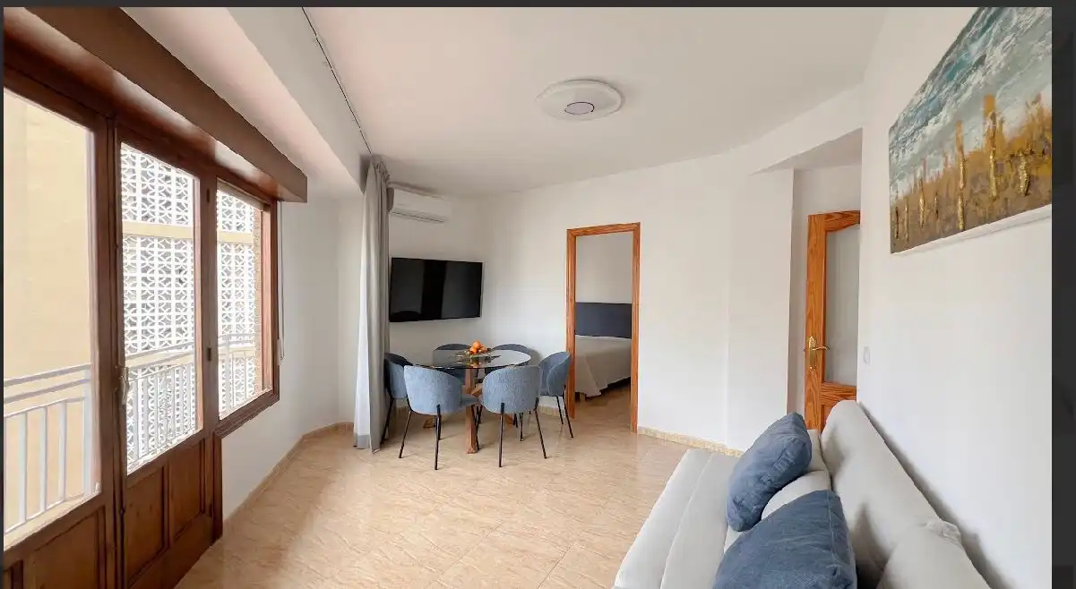 Piso con ascensor en venta en Zona Pueblo, imagen 3
