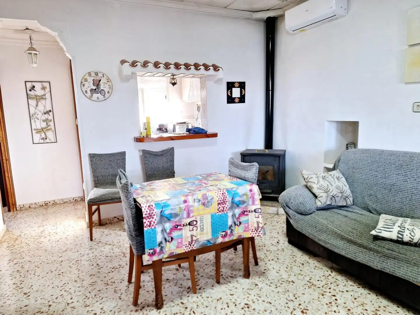 Sala d'estar de Casa o xalet en venda en Caudete amb Aire condicionat, Terrassa i Piscina