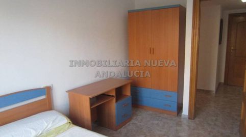 Foto 5 de Piso de alquiler en San Luis, Almería Capital