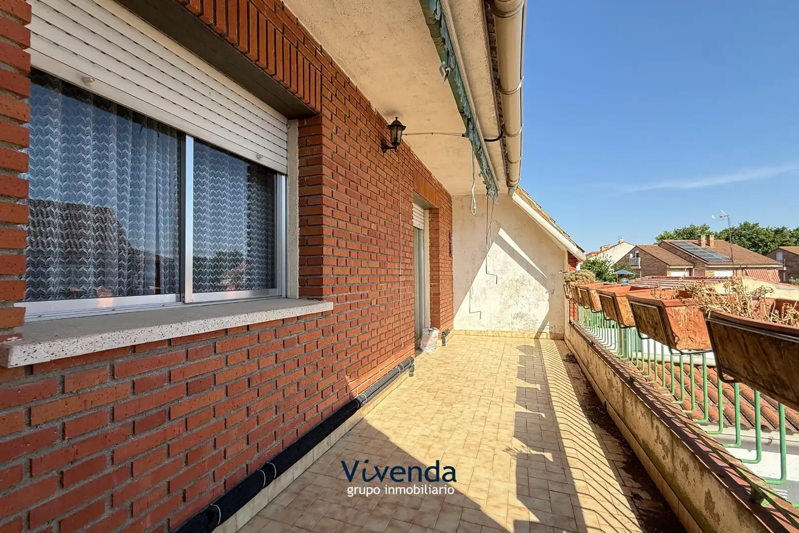 Vista exterior de Casa adosada en venta en Humanes de Madrid con Calefacción, Jardín privado y Terraza
