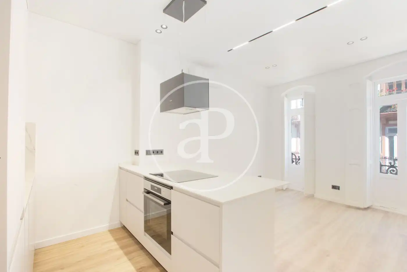 Cocina de Piso de alquiler en Valencia con Aire acondicionado y Balcón
