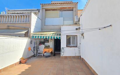 Exterior view of Single-family semi-detached for sale in Sant Esteve Sesrovires  with Terrace