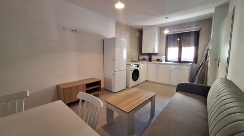 Foto 2 de Piso de alquiler en Calle la Paz, 2, Huerta Fava - Santiago, La Línea de la Concepción