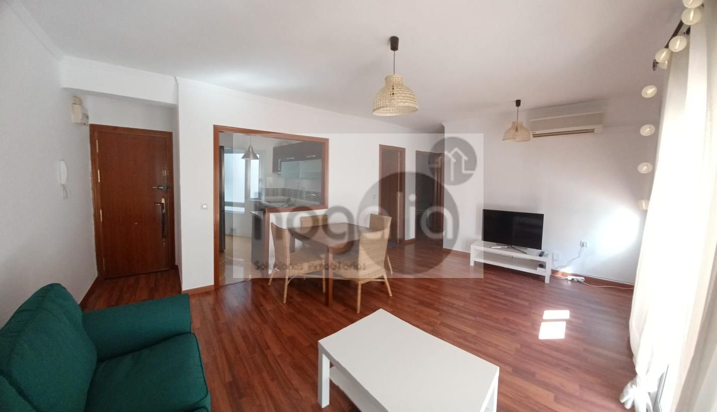 Living room of Flat to rent in  Sevilla Capital  with Air Conditioner, Terrace and Furnished