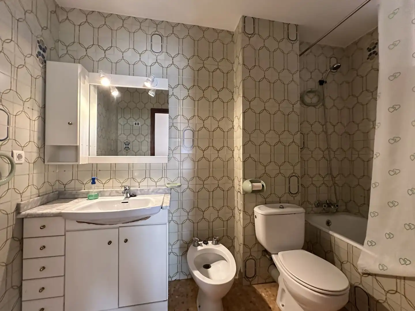 Baño de Piso en venta en Ontinyent con Calefacción, Terraza y Trastero