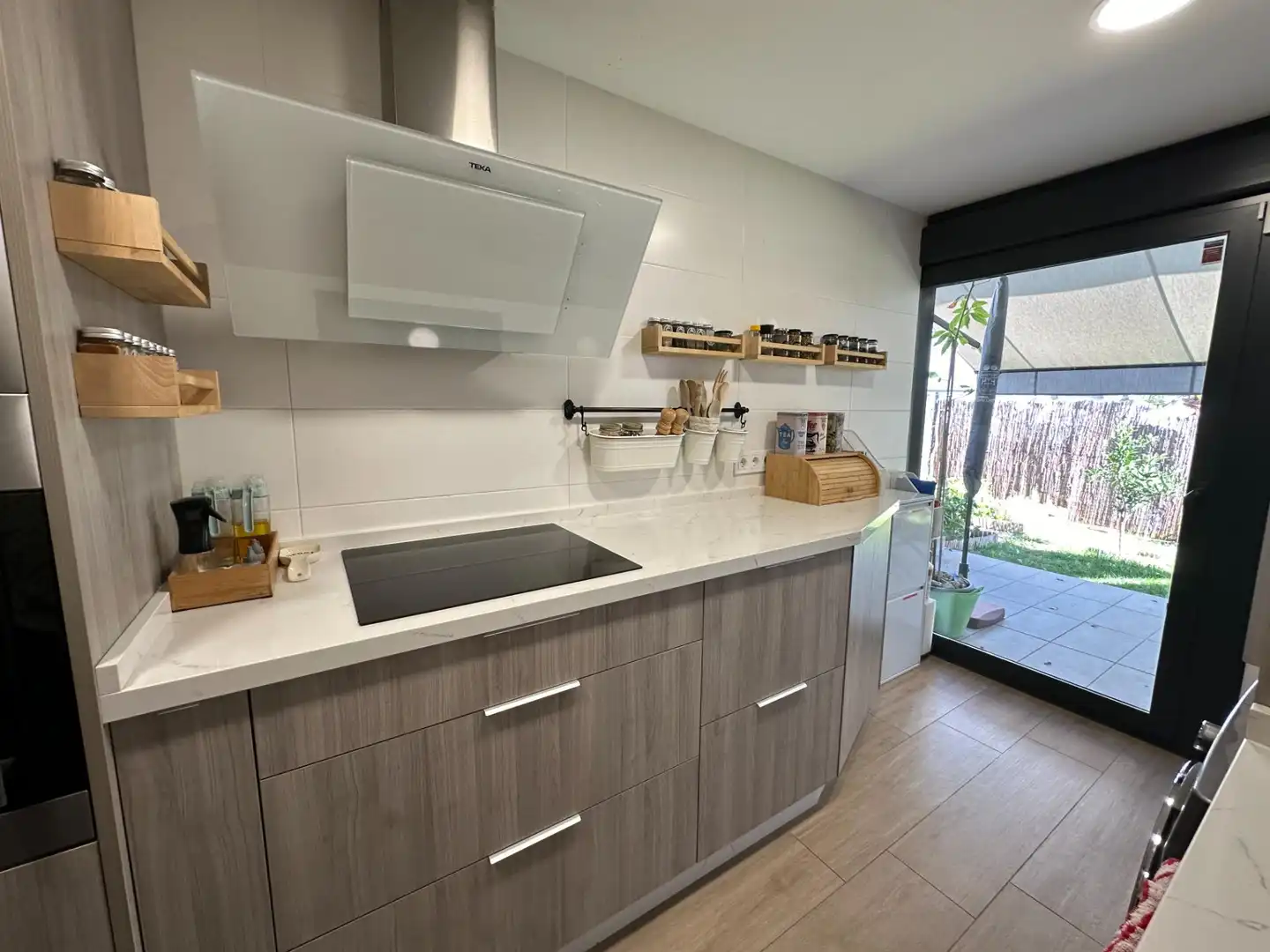 Cocina de Planta baja en venta en Córdoba con Aire acondicionado, Calefacción y Jardín privado