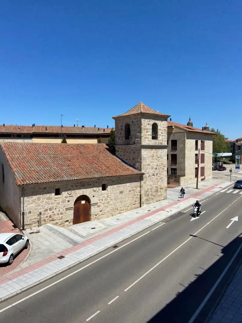Piso de alquiler en Teso de la Feria - Arrabal