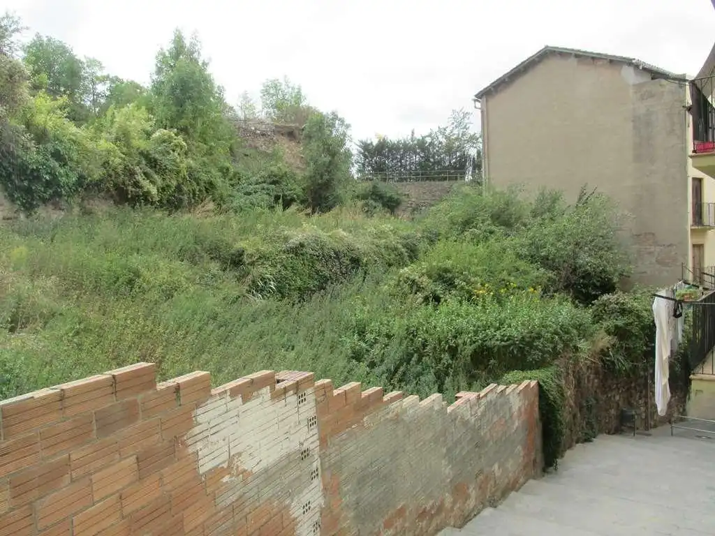 Wohnbaugrundstück zum Verkauf in Berga, imagen 5