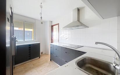 Kitchen of Flat for sale in Lucena