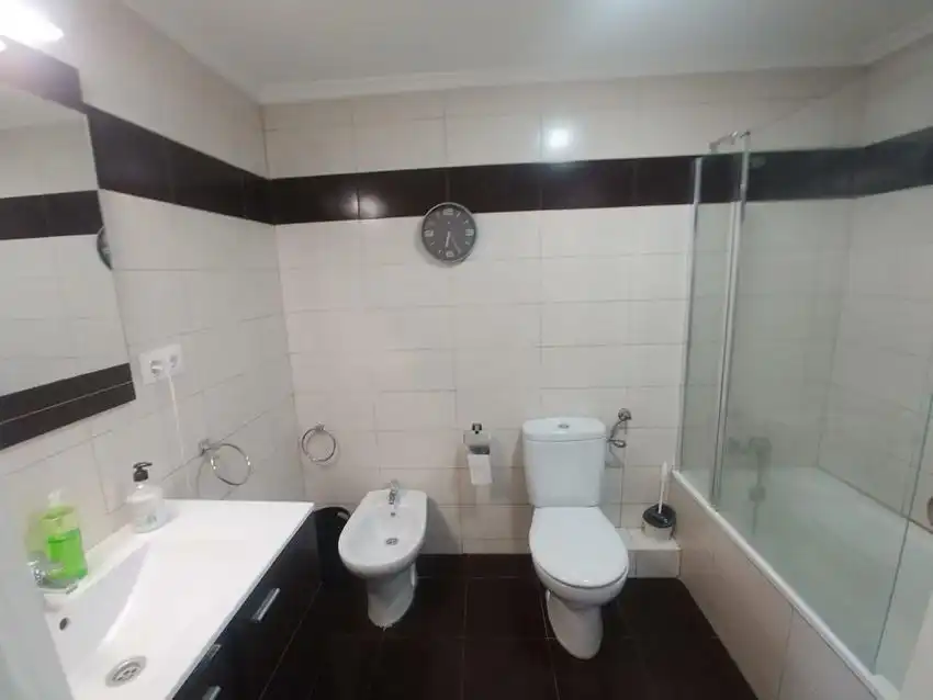 Bathroom of Flat for sale in Valencia  with Air Conditioner