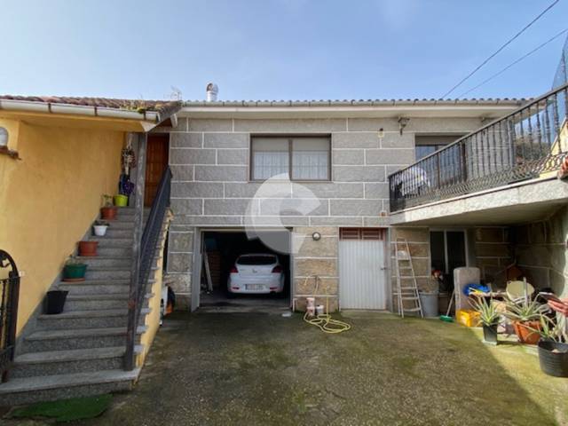 Casa adosada en Venta en GROU en Lobios