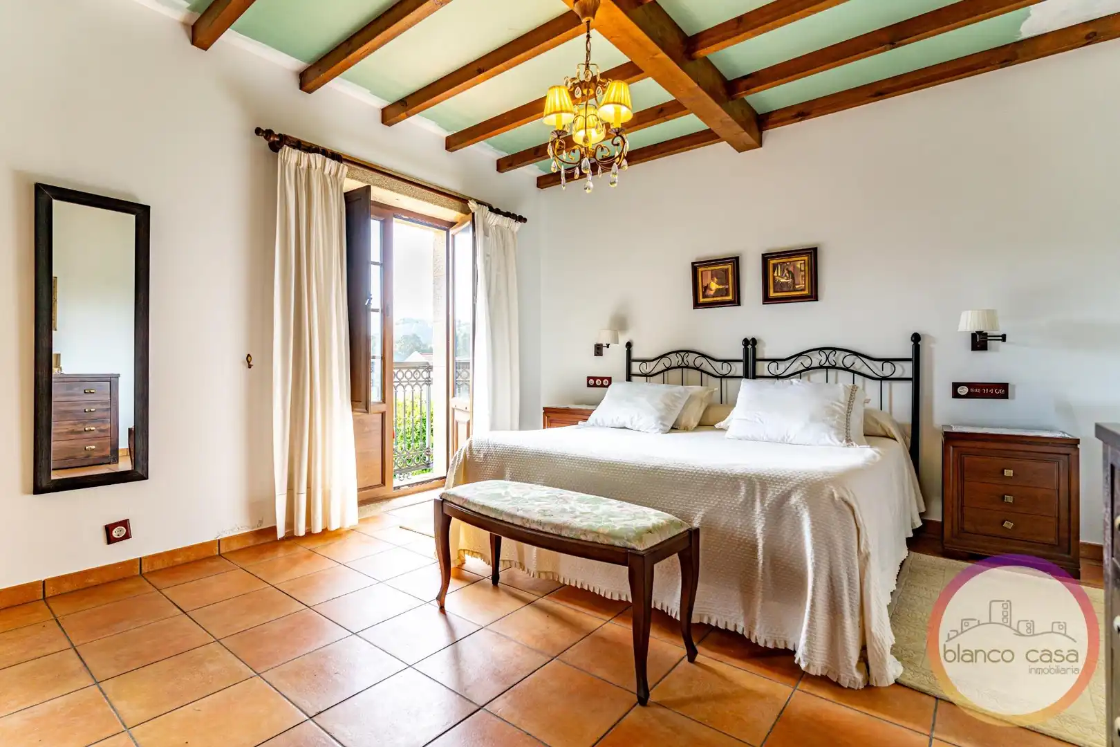 Habitación de Casa o chalet en venta en Malpica de Bergantiños con Amueblado y Balcón