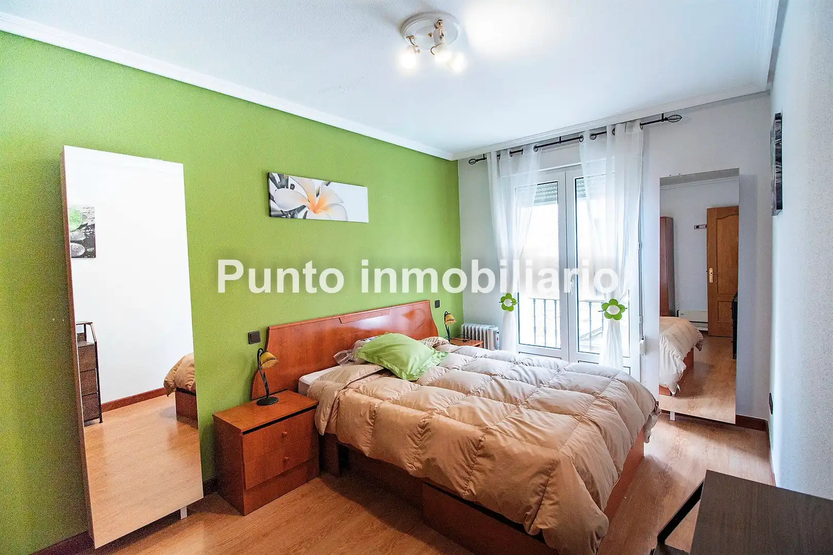 Flat with terrace to rent in Calle de Teresa Gil, imagen 8