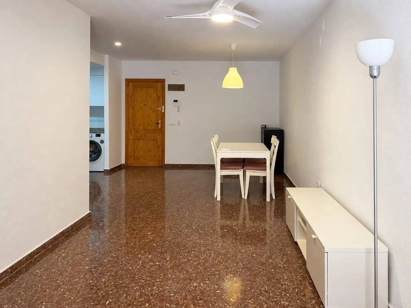 Flat with terrace to rent in Quatre Carreres, imagen 5