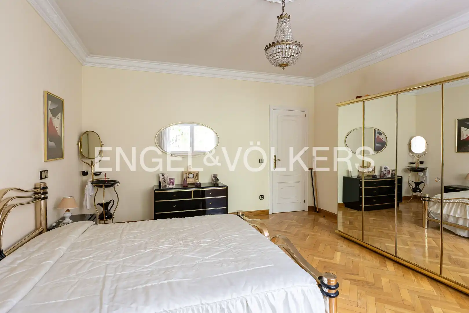 Habitación de Casa o chalet en venta en La Moraleja con Calefacción, Jardín privado y Parquet