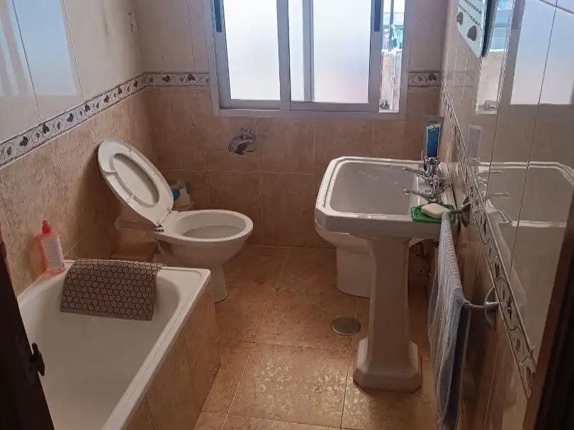 Bany de Pis de lloguer en Alto del Castaño