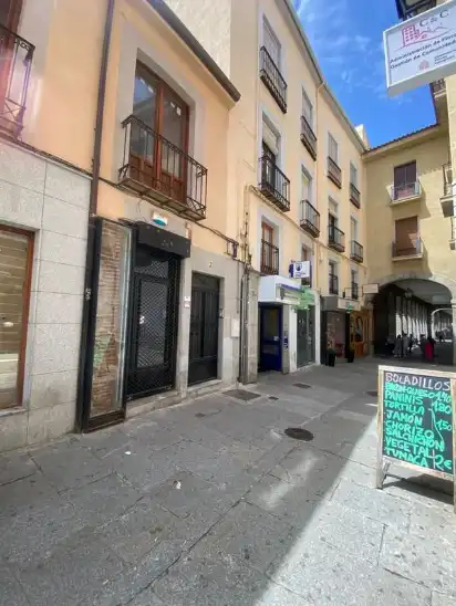Vista exterior de Local de lloguer en Centro