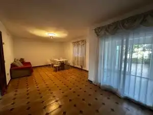 Sala de estar de Estudio de alquiler en Alcalá de Henares con Calefacción, Jardín privado y Amueblado