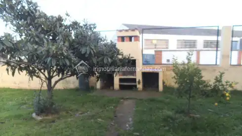 Fabrikhallen zur Miete in Cáceres