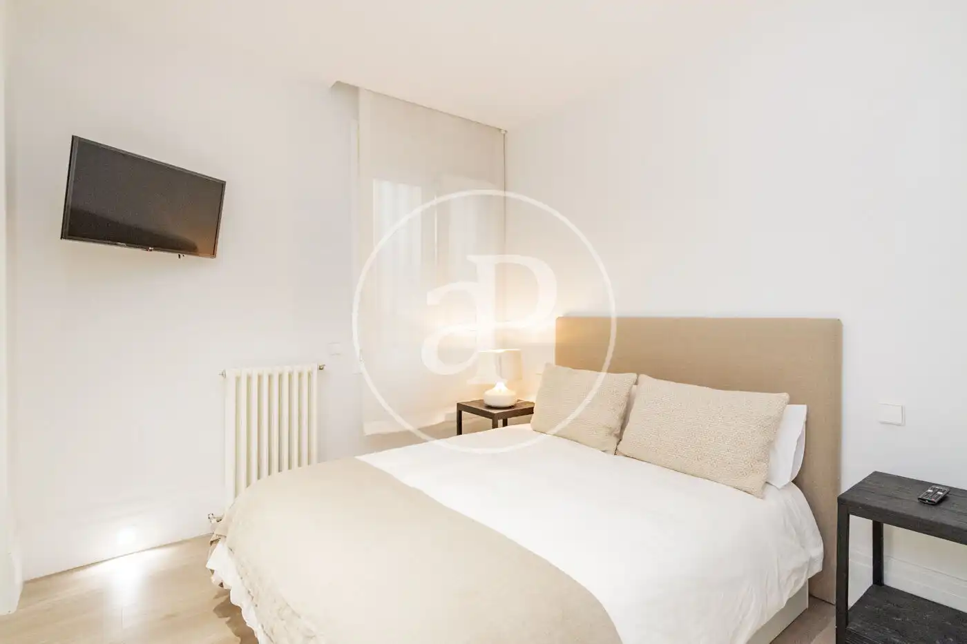 Schlafzimmer von Wohnung zum Verkauf in Madrid mit Klimaanlage, Heizung und Balkon
