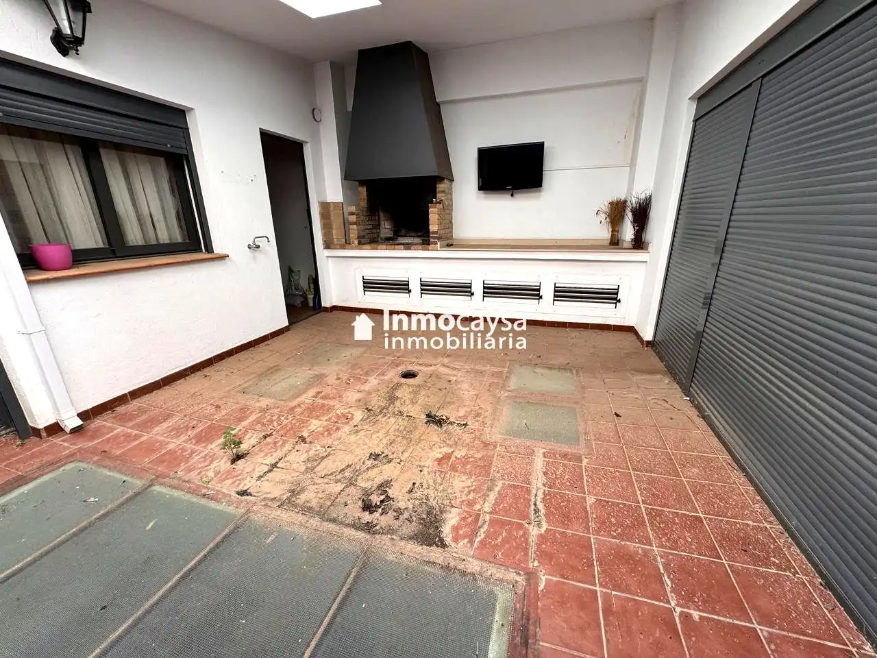 Casa o chalet en venta en Novelé  / Novetlè con Aire acondicionado, Terraza y Piscina