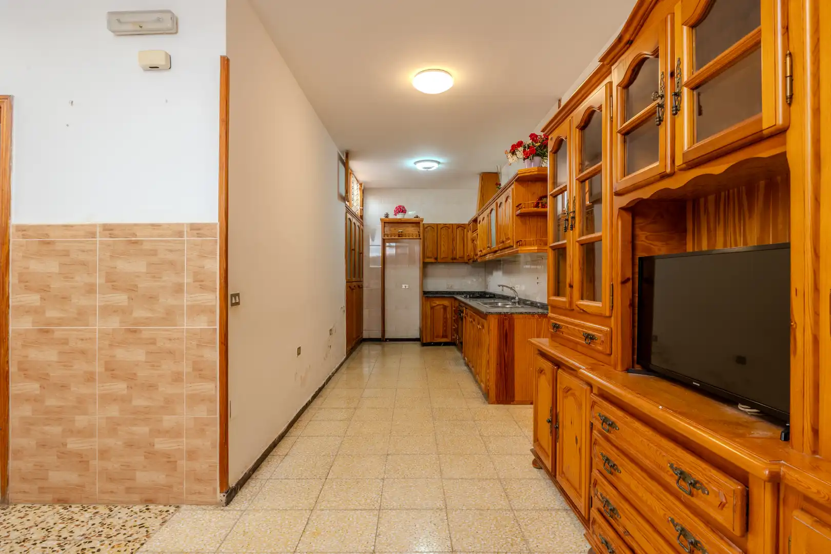 Cuina de Casa o xalet en venda en Santa Lucía de Tirajana amb Terrassa i Balcó