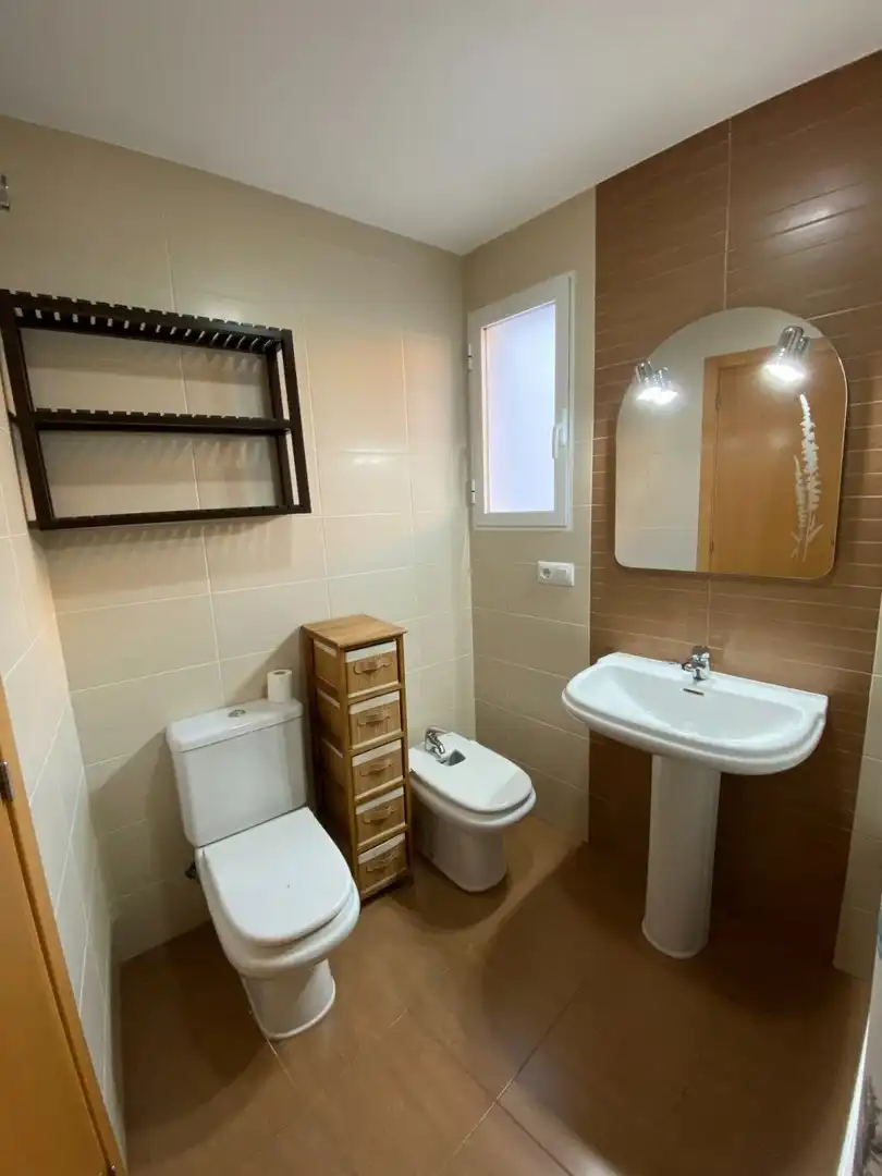 Baño de Piso en venta en Llíria con Aire acondicionado, Terraza y Trastero